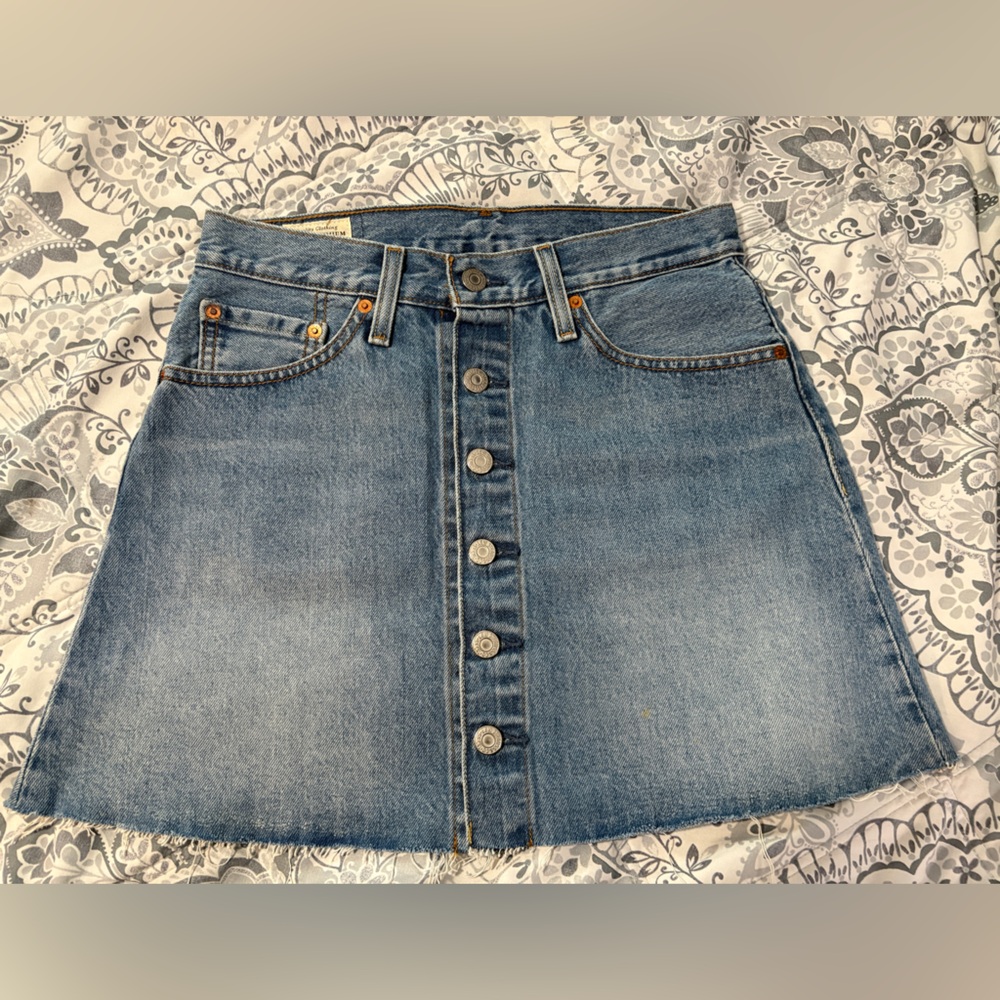 Levi's Blue A-Line Denim Skirt button front